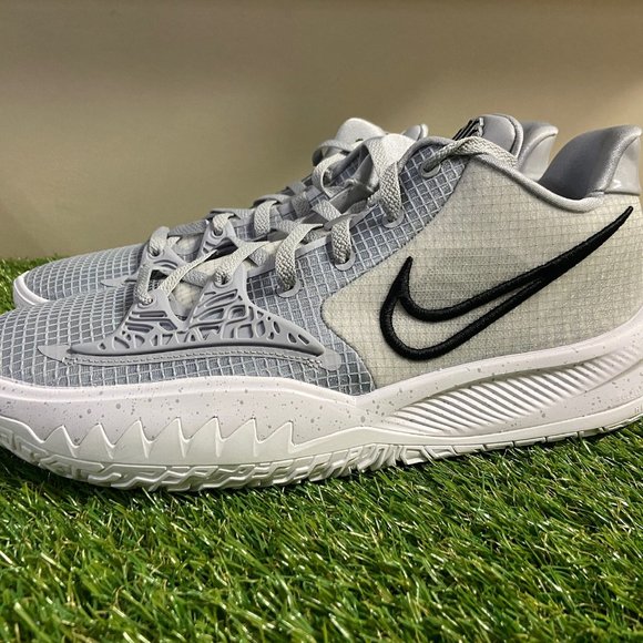 Nike Kyrie Low 4 Basketball Shoes “Wolf Grey” (DM5041-003) Men’s Size 13.5 NEW main image 6